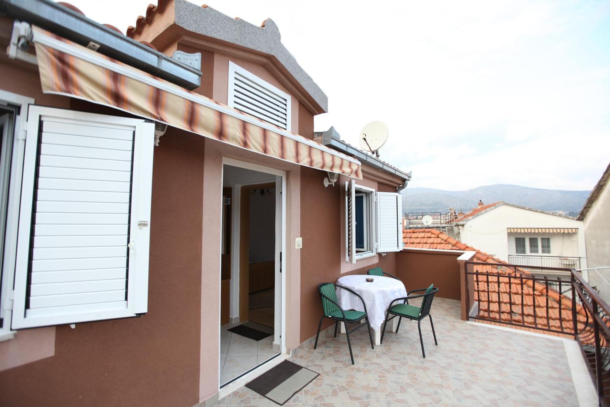 Apartment Jure Trogir Extérieur photo